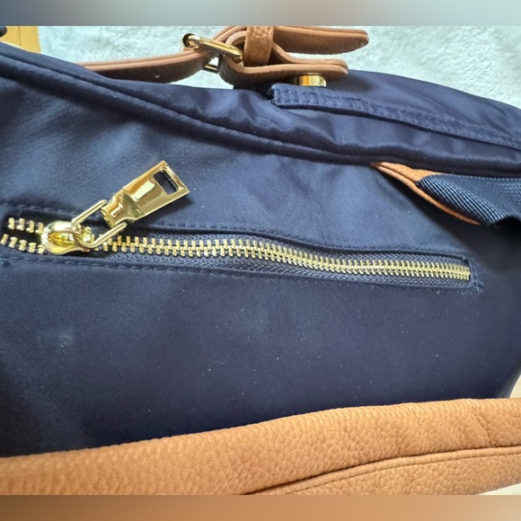 Tommy Bahama Navy Nylon Campus Backpack Tan Faux Leather Trim Handbag - Picture 5 of 9
